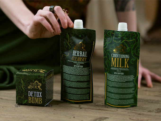 The Fall Transition: Grounded Rituals for Hydrating Your Crown