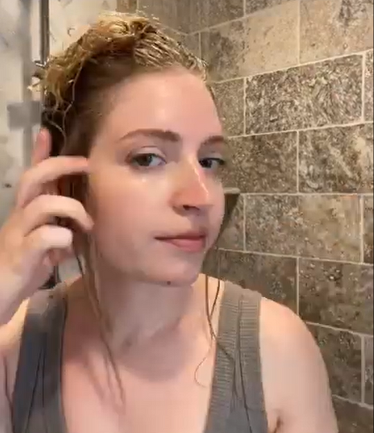 Distribute through wet hair